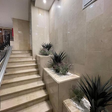 Studio Flat 150M Away From Beach Torrevieja Esterno foto